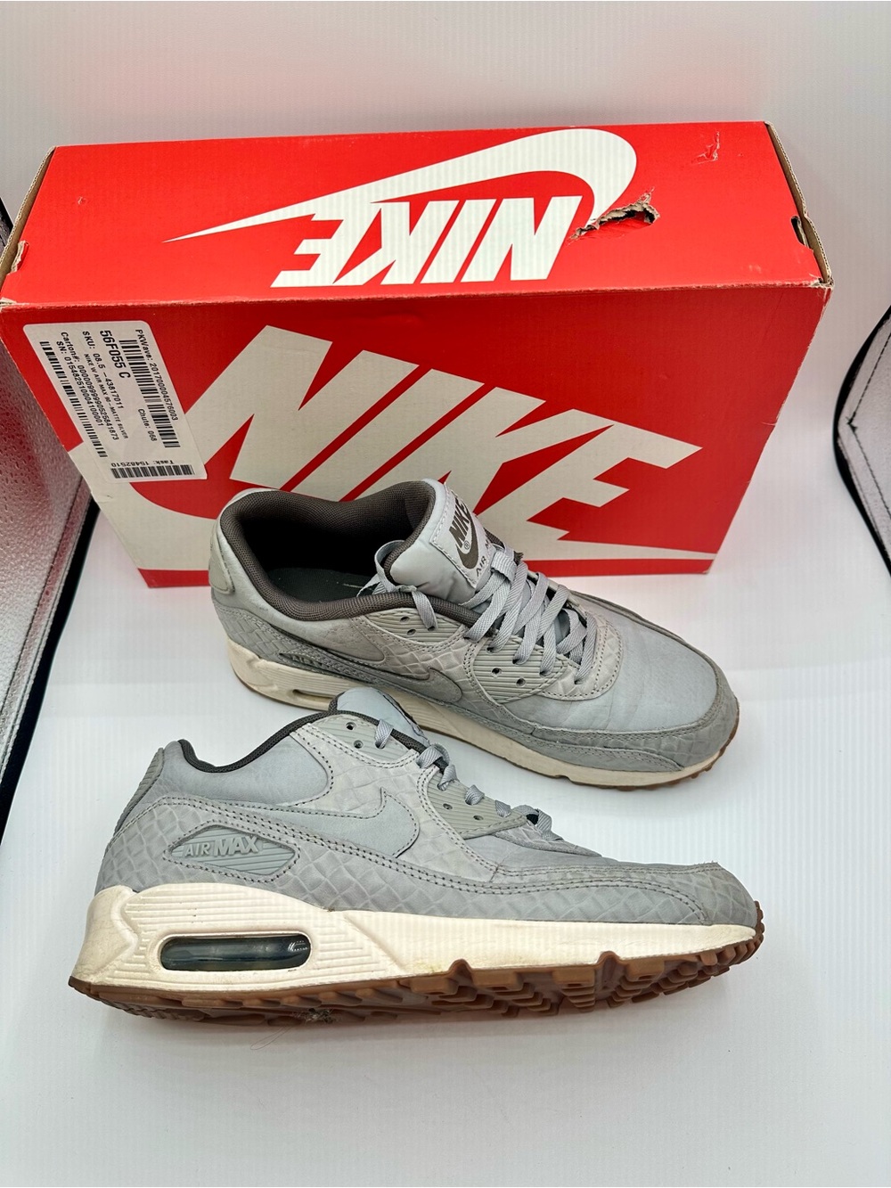 Nike Women's Air Max 90 PREM Sneakers in Light Gray With Box 8.5